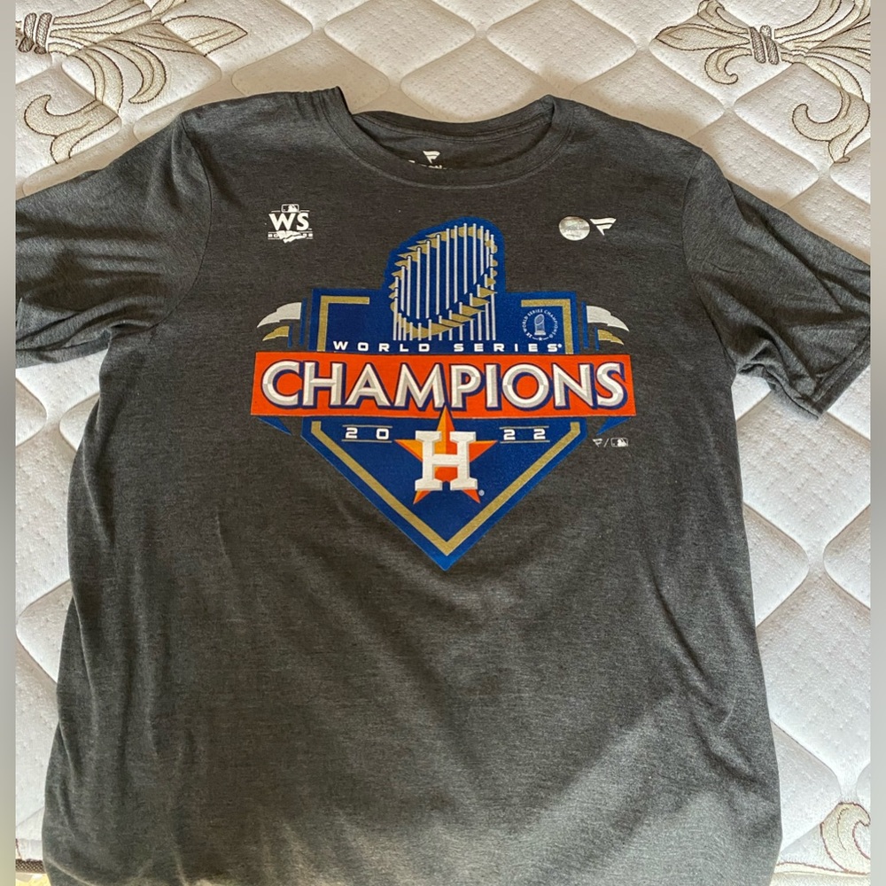 MLB Astros 2022 World Series Championship T-shirt Adult Medium
